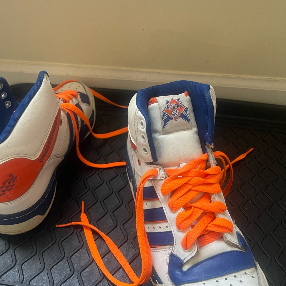 Adidas Attitude Hi Retro
Sneakers - White/Blue/Orange
(Men's 8.5) - Picture 5 of 8